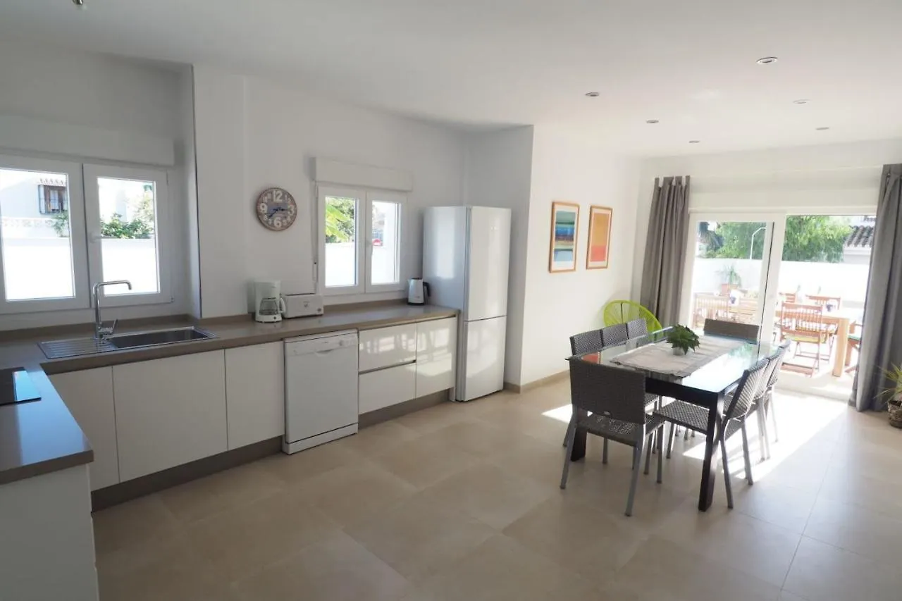 Nerja Paradise Rentals - Villa Catalina Spain